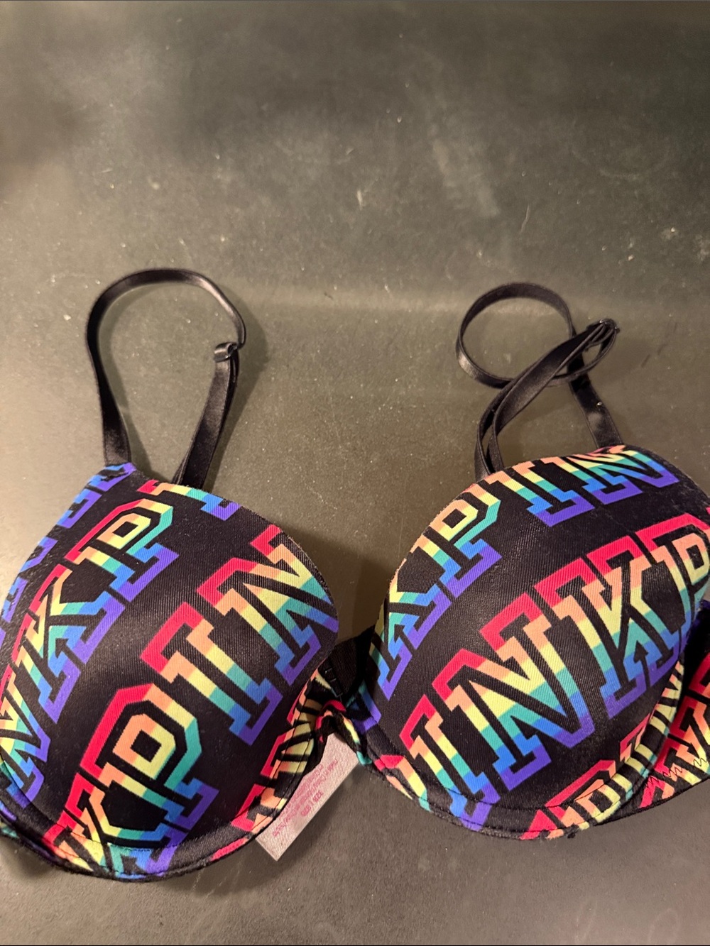 PINK Victoria’s Secret push-up bra – size 32B